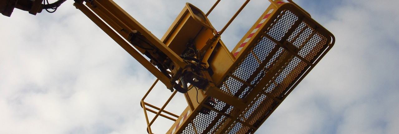 lifting-platform-1322892_1280